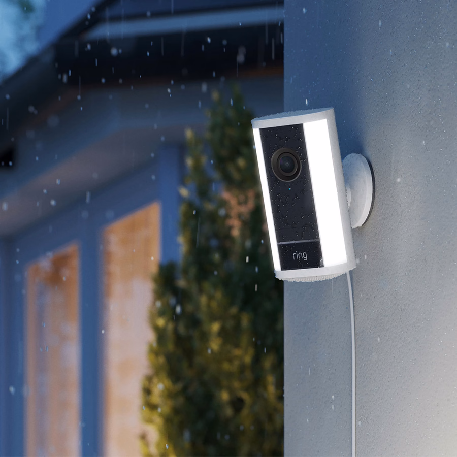 Spotlight Cam Pro (nieuwste model) met Retinal 4K