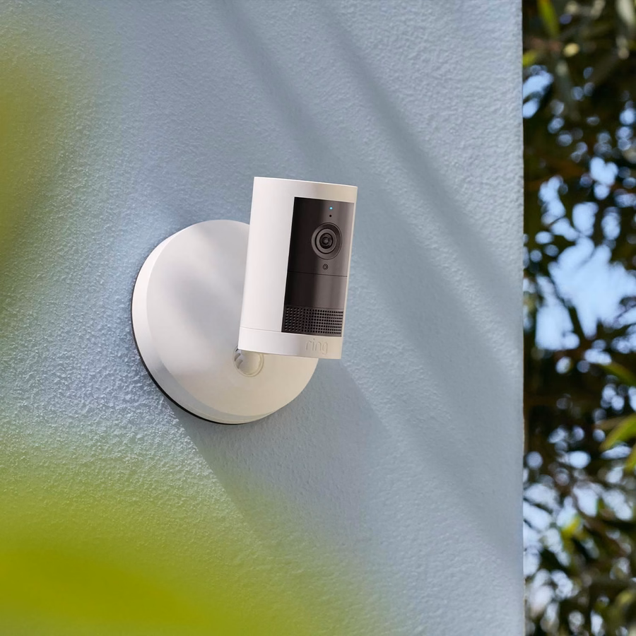 Outdoor Cam Plus - Met Retinal 2K